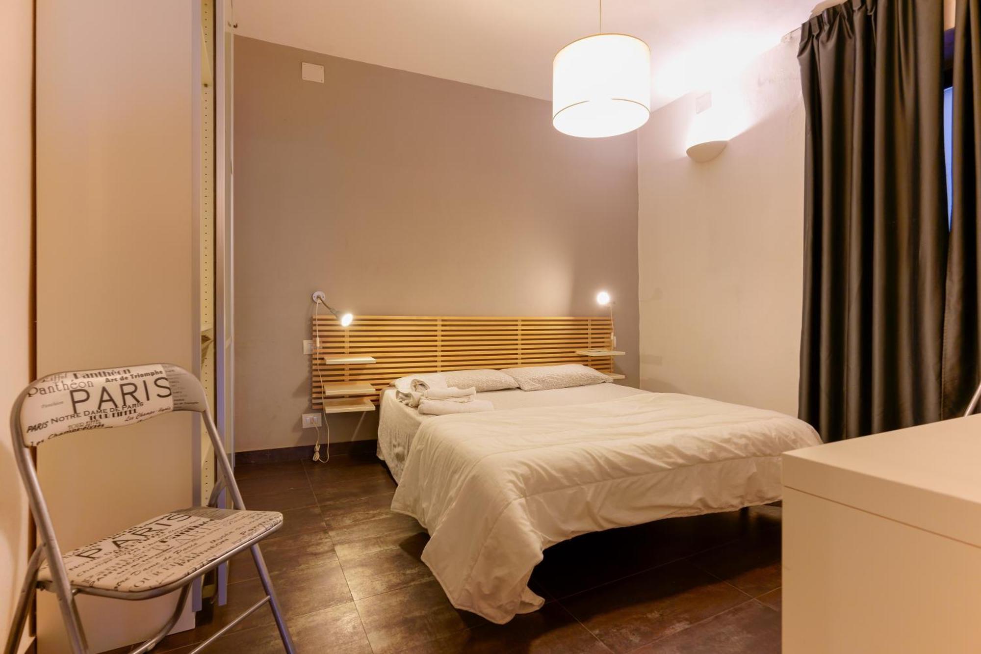 Il Palazz8 Otel Iglesias Oda fotoğraf